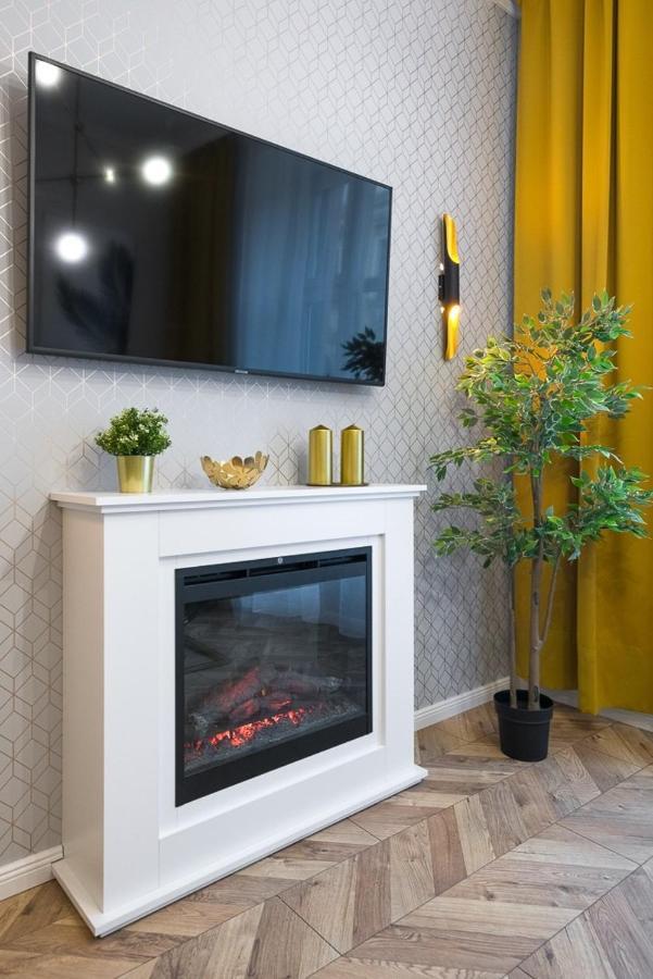 Glamorous Apartment Old Town Cracow คราคูฟ ภายนอก รูปภาพ