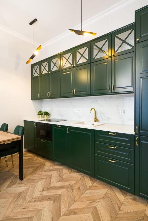 Glamorous Apartment Old Town Cracow คราคูฟ ภายนอก รูปภาพ