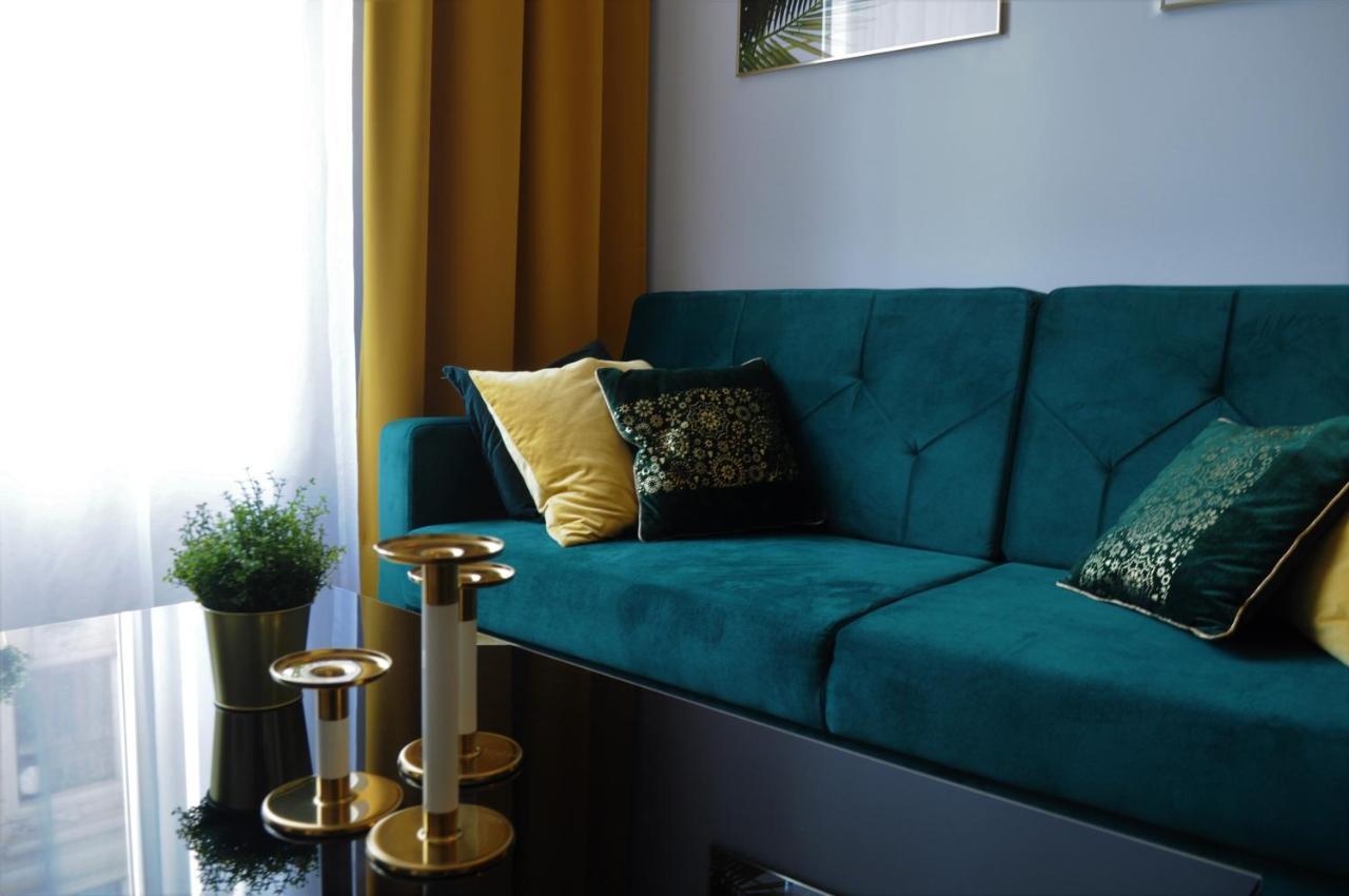 Glamorous Apartment Old Town Cracow คราคูฟ ภายนอก รูปภาพ